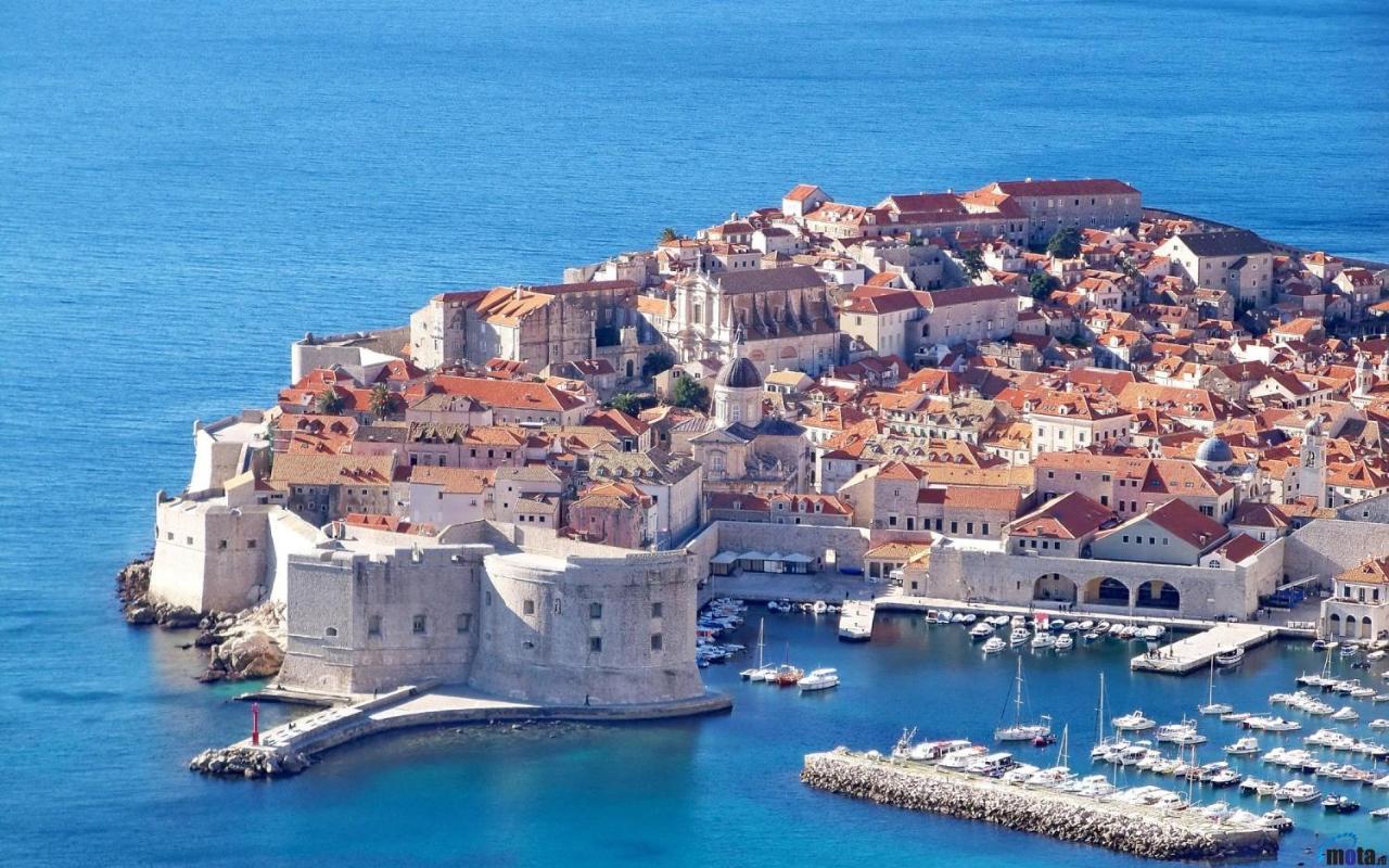 Attic Apartment Iris Dubrovnik Eksteriør billede